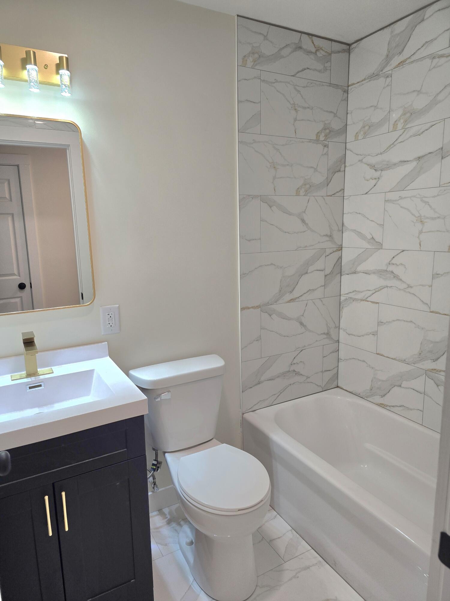 414 Holly Road Michigan City, IN 46360 - Photo 13 of 27 1500x2000