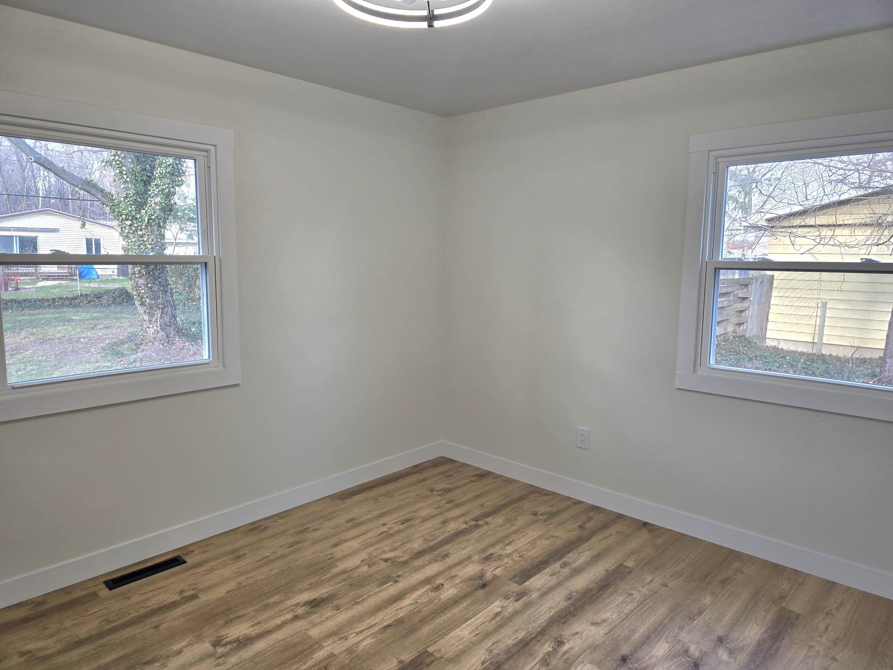 414 Holly Road Michigan City, IN 46360 - Photo 14 of 27 3000x2250