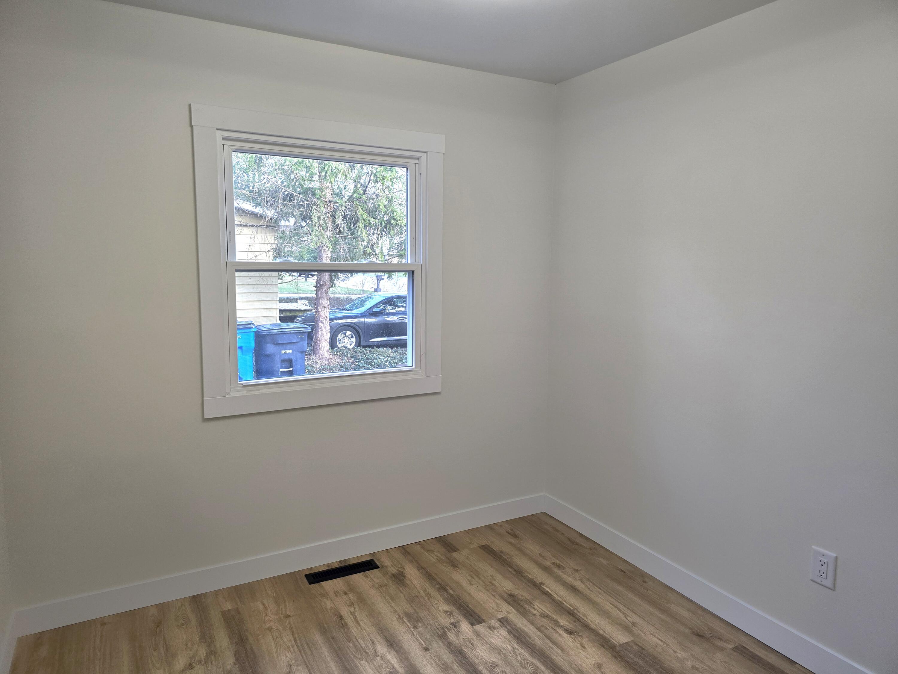 414 Holly Road Michigan City, IN 46360 - Photo 15 of 27 3000x2250