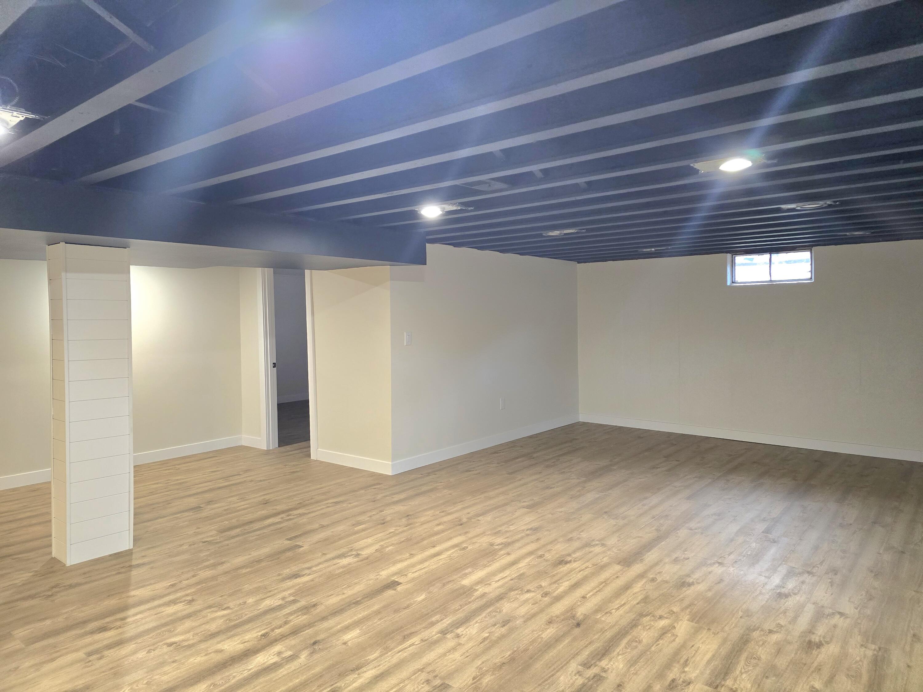 414 Holly Road Michigan City, IN 46360 - Photo 23 of 27 3000x2250