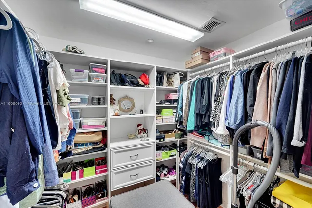 $289,900 | 7647 Southampton Terrace, Unit 403, Tamarac, FL 33321