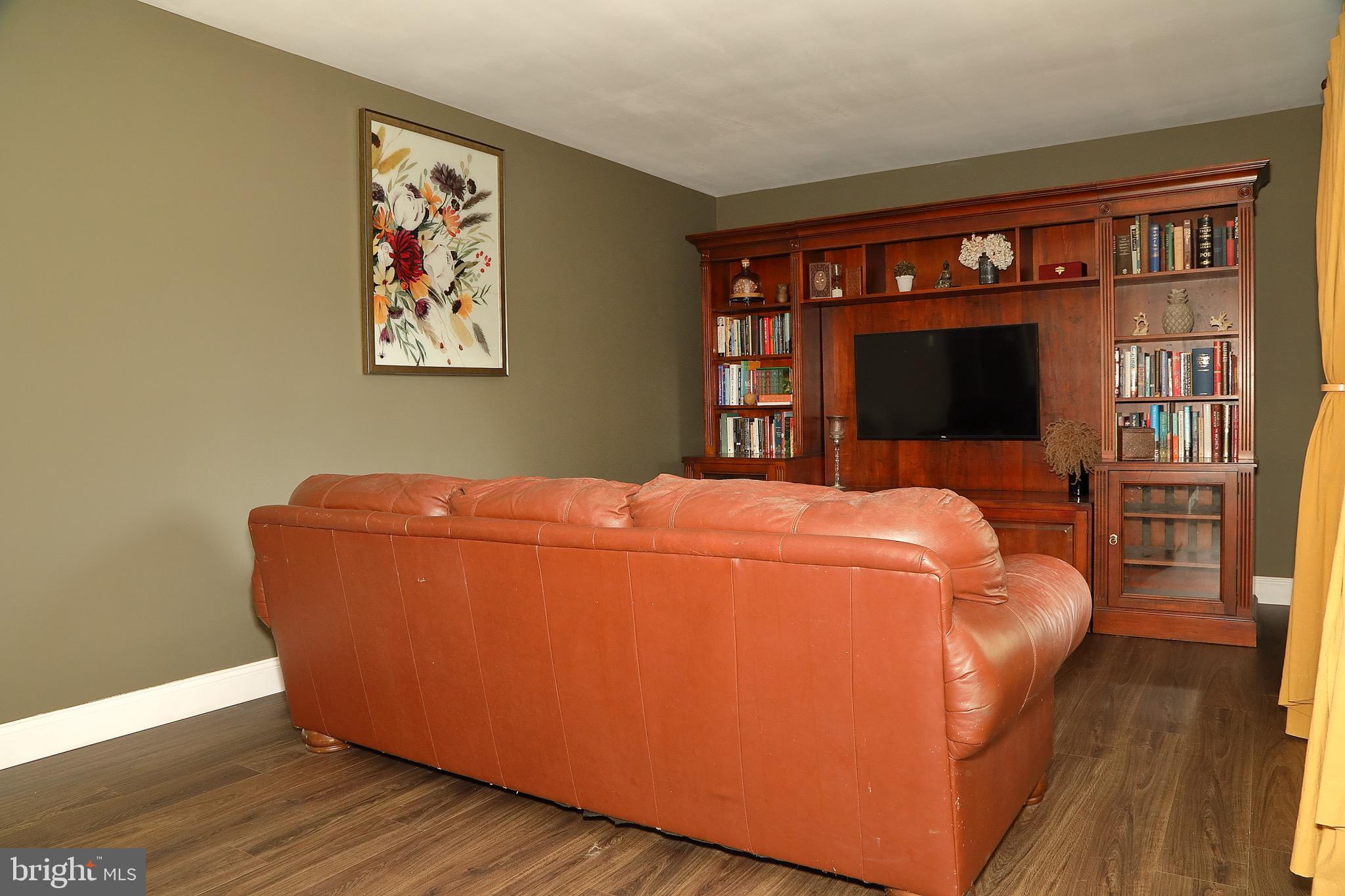 1137 Devonshire Road Lancaster, PA 17601 - Photo 29 of 41
