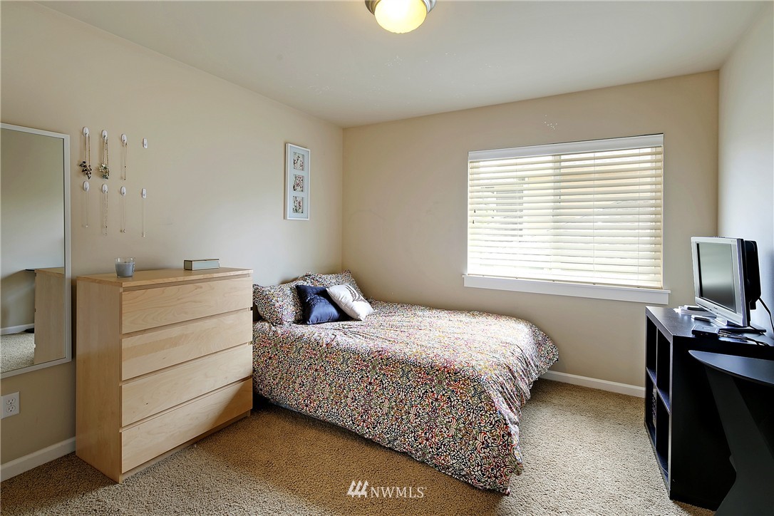 6133 Southeast 2nd Street Renton, WA 98059 - Photo 12 of 21
