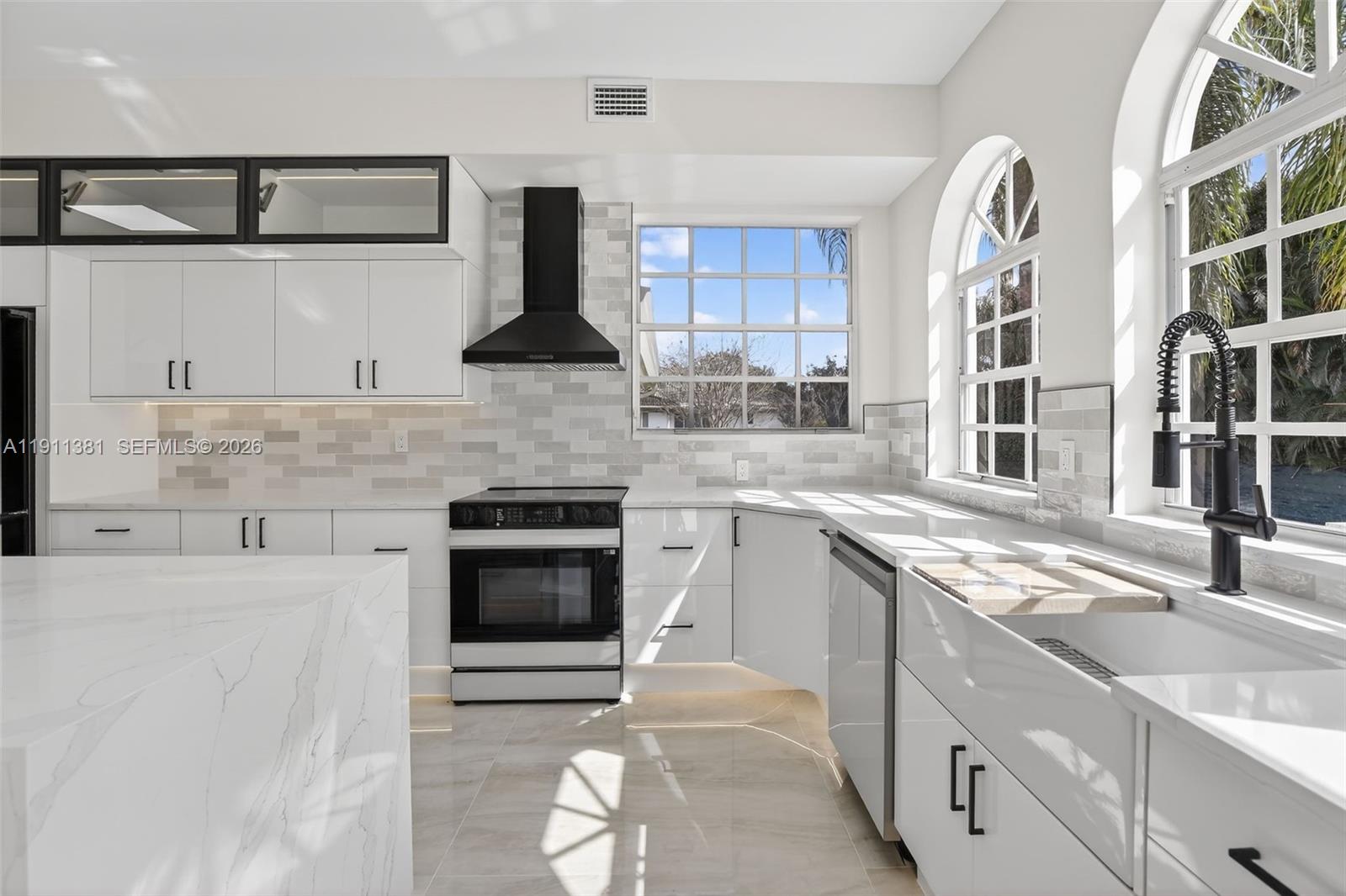 12360 Southwest 1st Street Plantation, FL 33325 - Photo 13 of 75