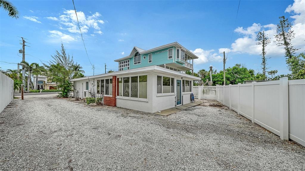 616 South Casey Key Road Nokomis, FL 34275 - Photo 34 of 39