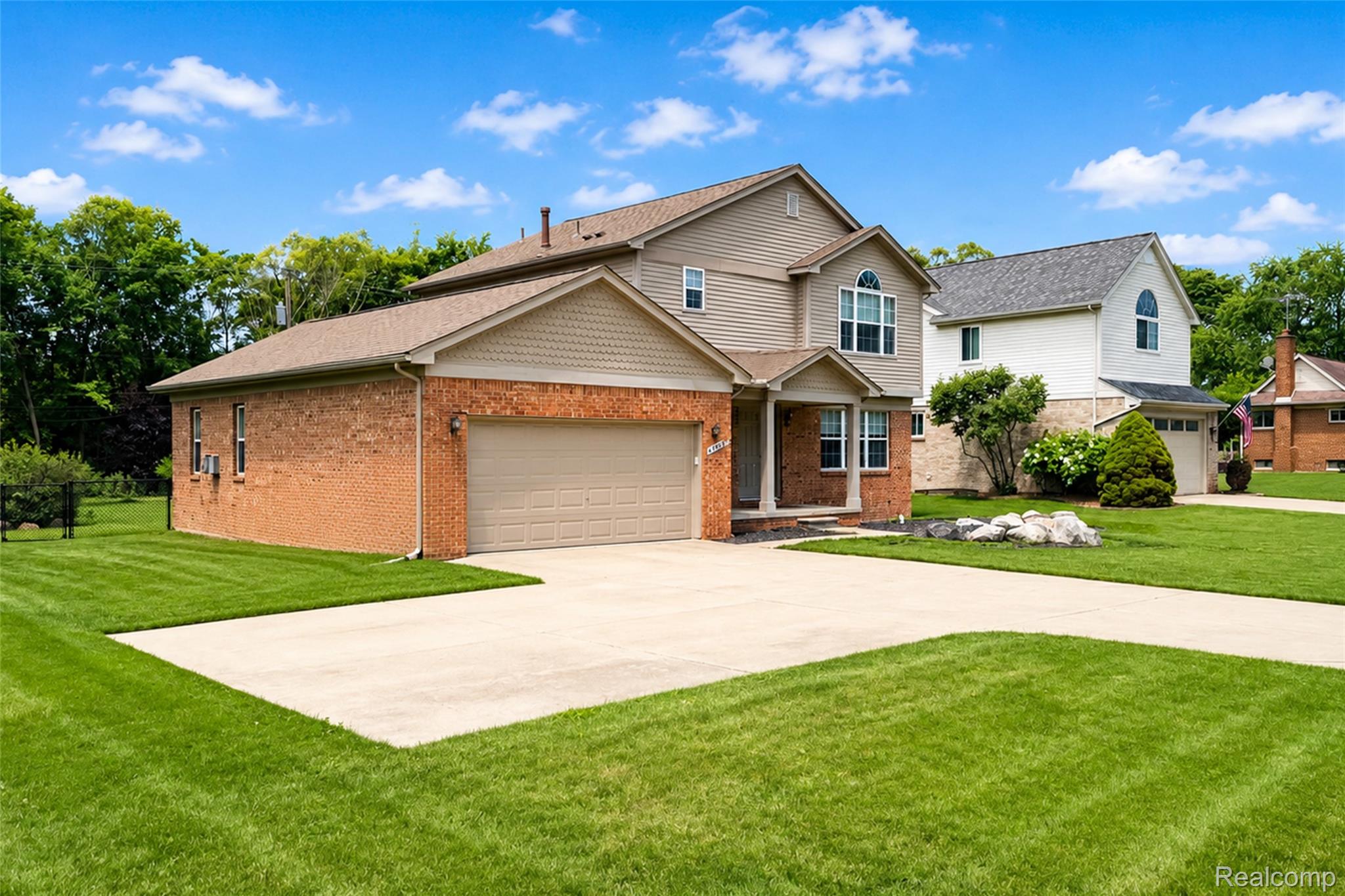 41585 Cherry Hill Road Canton, MI 48188 - Photo 5 of 43 A-41585 Cherry Hill Rd , canton-5.jpg