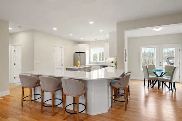 $654,900 | 75 Driftwood Circle, Unit 29, Sandown, NH 03873