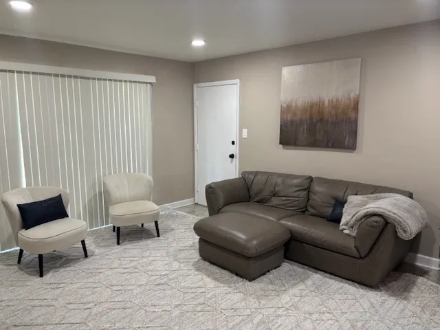 $227,000 | 9388 Bay Colony Drive, Unit 1S, Des Plaines, IL 60016