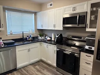 $227,000 | 9388 Bay Colony Drive, Unit 1S, Des Plaines, IL 60016