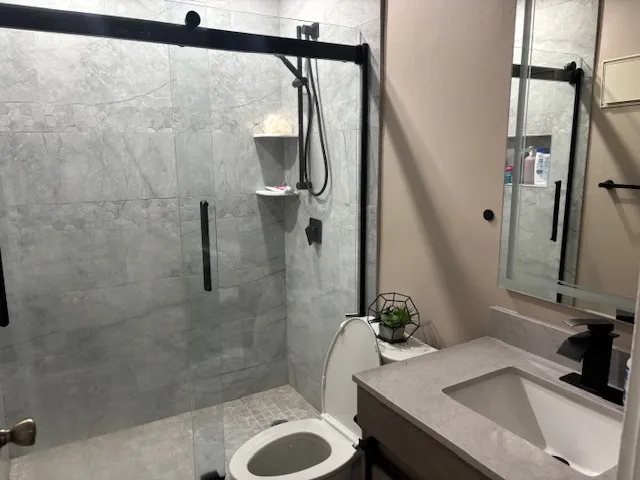 $227,000 | 9388 Bay Colony Drive, Unit 1S, Des Plaines, IL 60016