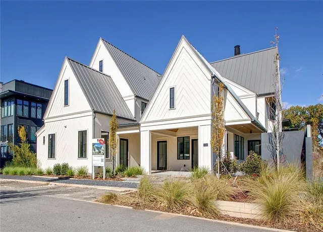 $1,449,000 | 100 Carlyle Lane, Fayetteville, GA 30214