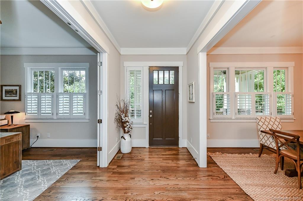 4935 Sharon View Road Charlotte, NC 28226 - Photo 6 of 48 a view of an entryway with a livingroom