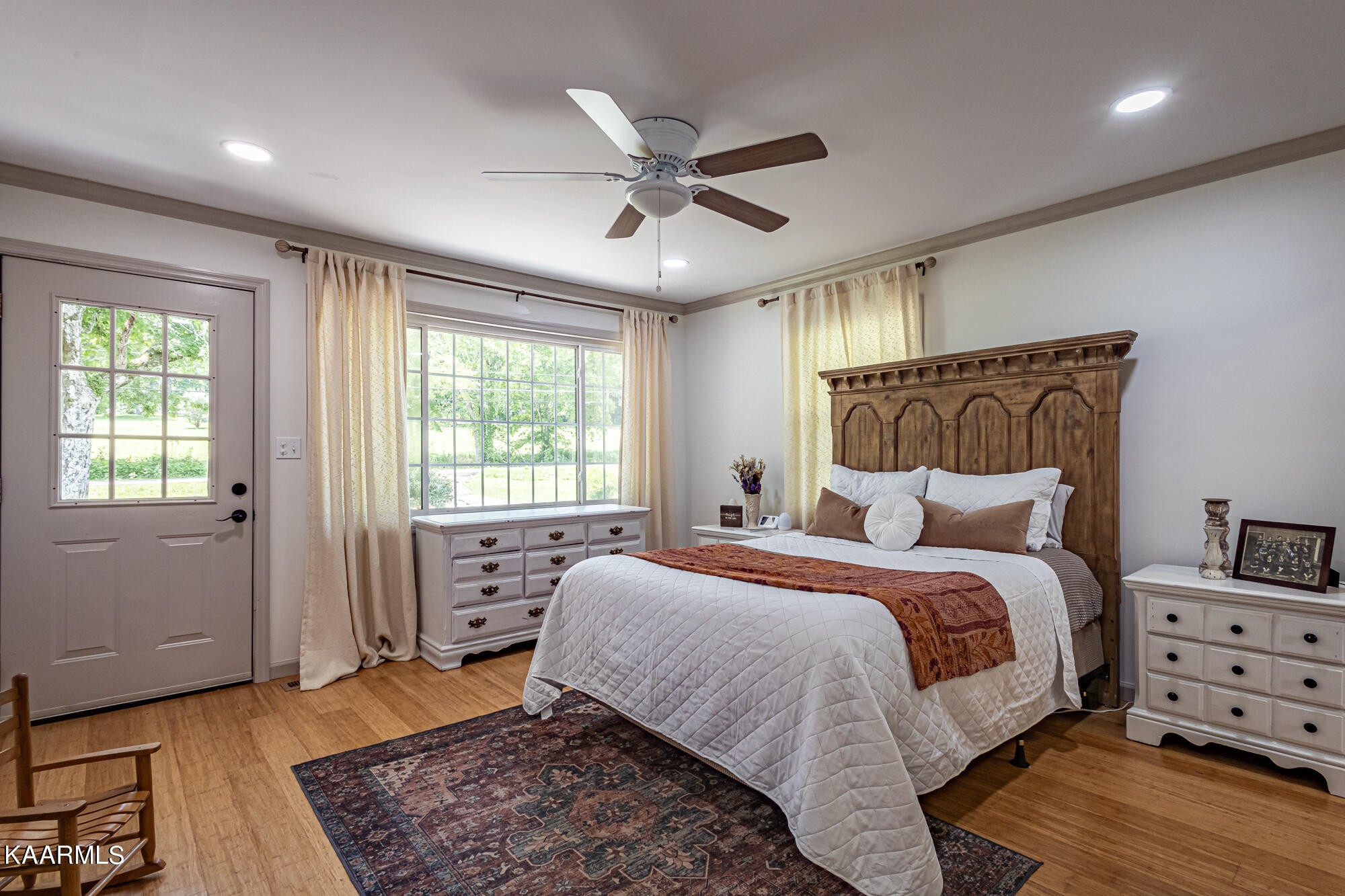 5251 Decatur Highway Ten Mile, TN 37880 - Photo 18 of 49 a bed room with a bed and a window