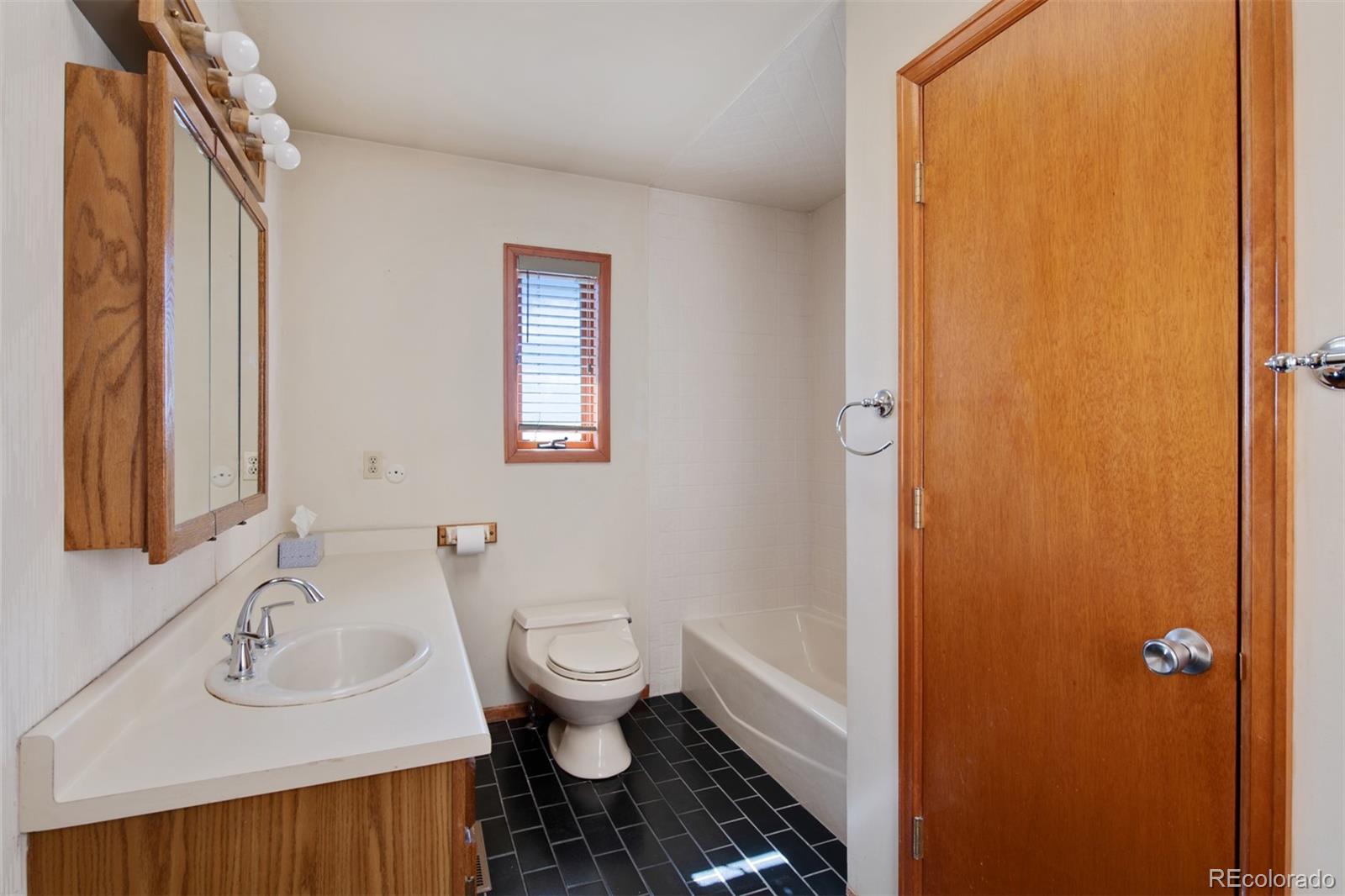 41141 Frontier Road Parker, CO 80138 - Photo 12 of 38 Gallery Image 12