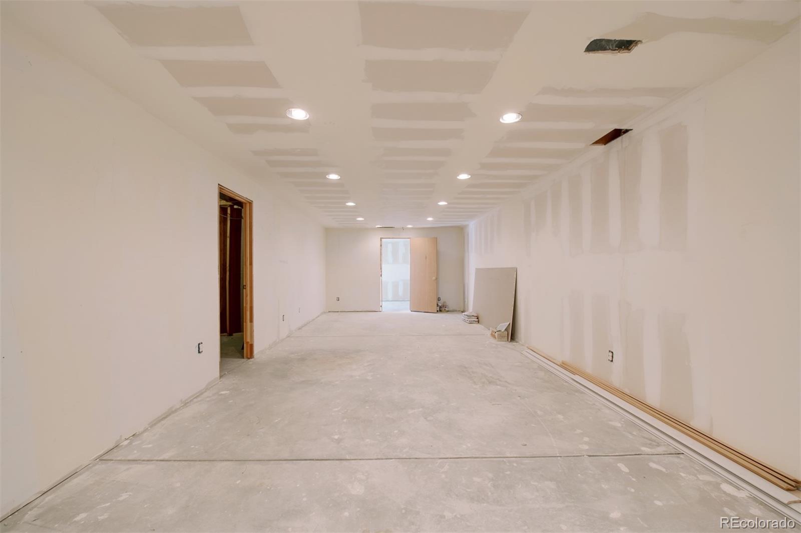 41141 Frontier Road Parker, CO 80138 - Photo 18 of 38 Gallery Image 18
