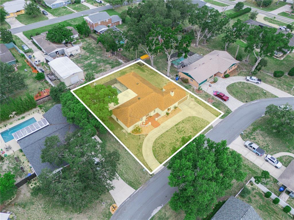 4615 Kings Point Court Lakeland, FL 33813 - Photo 41 of 41 an aerial view of a house
