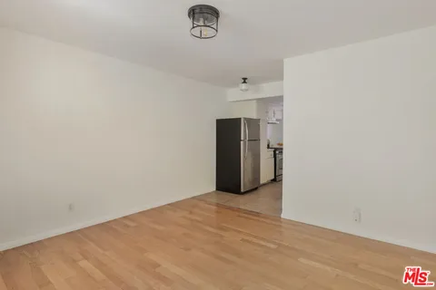 $1,399,000 | 1561 Carmona Avenue, Los Angeles, CA 90019