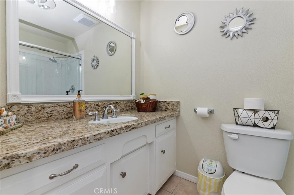 5296 Bronson Way Riverside, CA 92506 - Photo 25 of 46