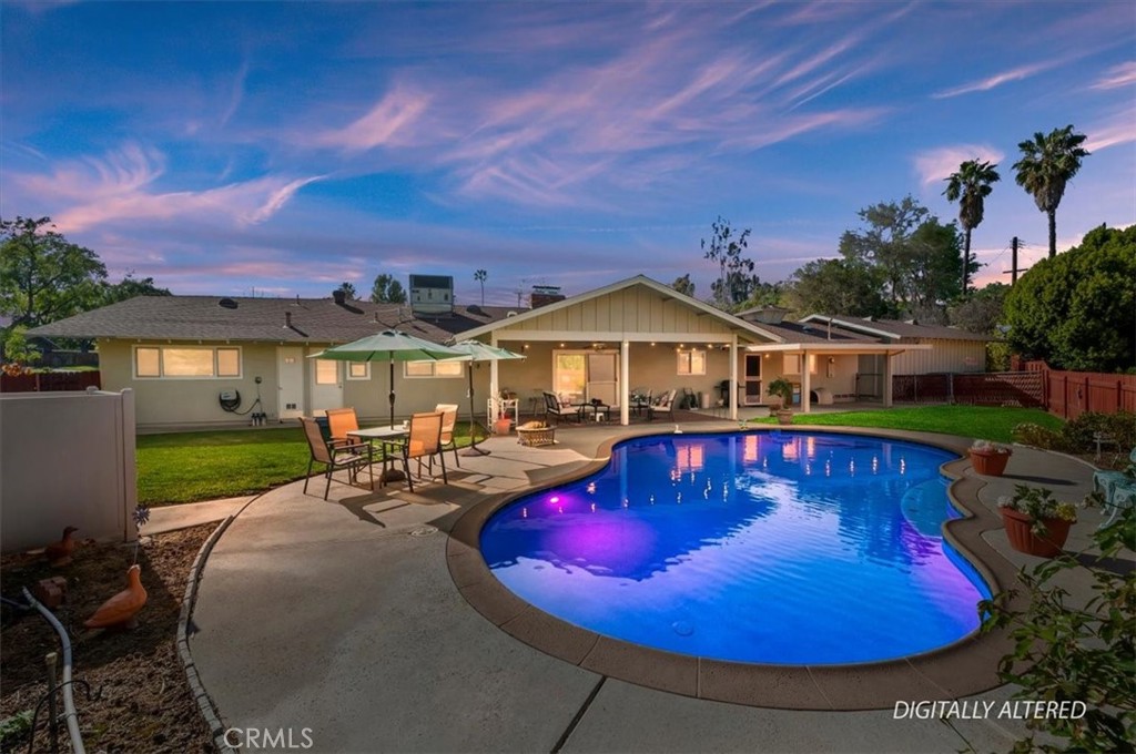 5296 Bronson Way Riverside, CA 92506 - Photo 3 of 46