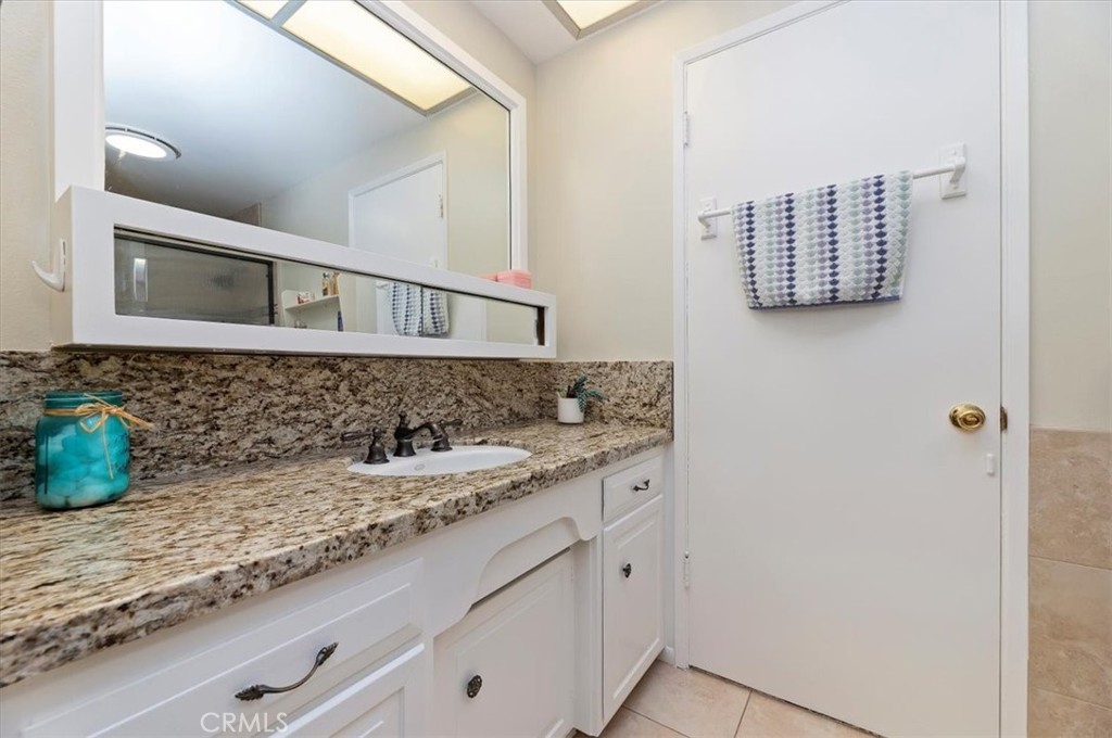 5296 Bronson Way Riverside, CA 92506 - Photo 35 of 46