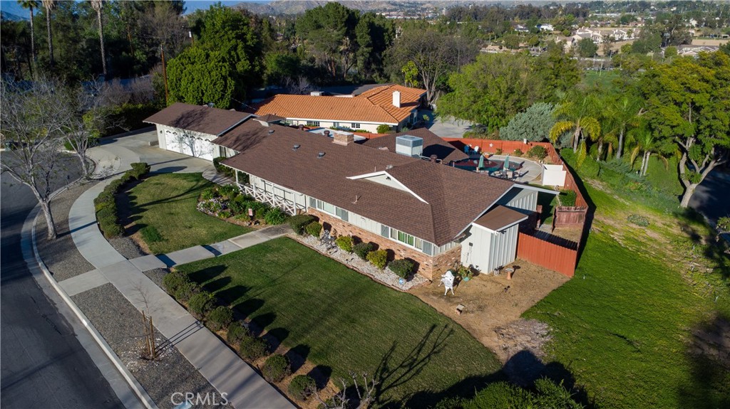 5296 Bronson Way Riverside, CA 92506 - Photo 43 of 46