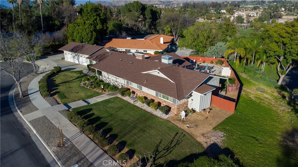 5296 Bronson Way Riverside, CA 92506 - Photo 44 of 46