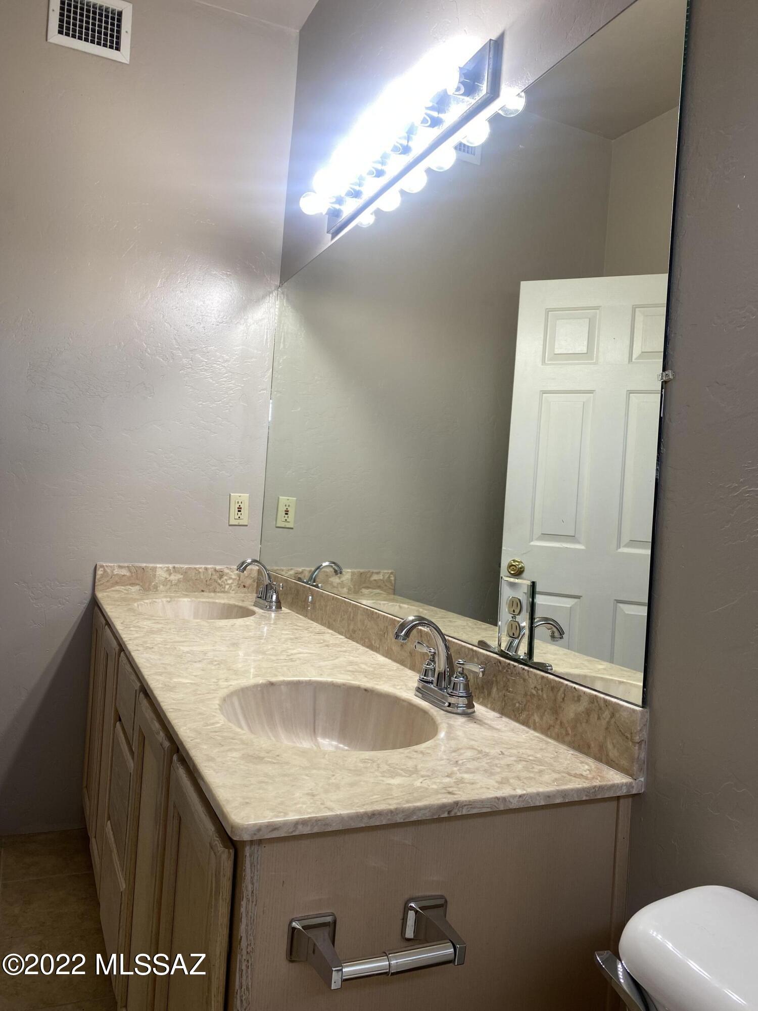 845 West Simmons Road Tucson, AZ 85705 - Photo 27 of 49