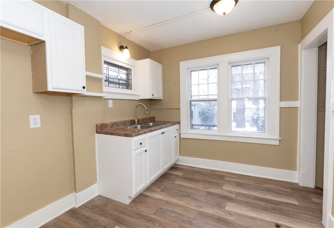 337 Thurston Road Rochester, NY 14619 - Photo 11 of 21