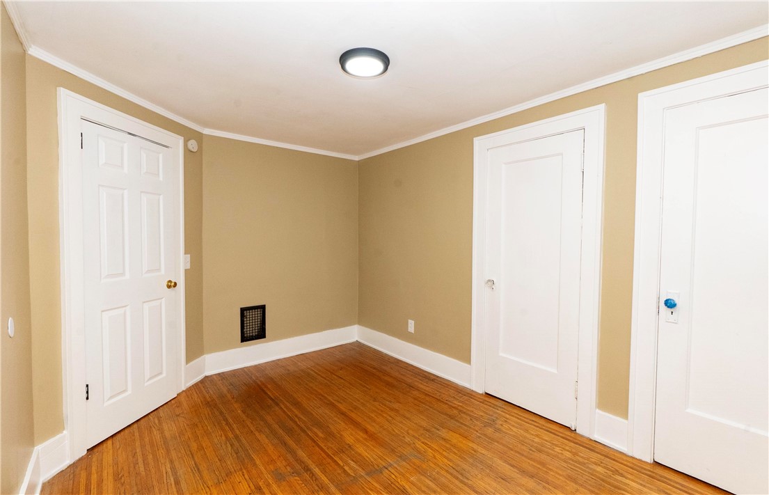 337 Thurston Road Rochester, NY 14619 - Photo 20 of 21