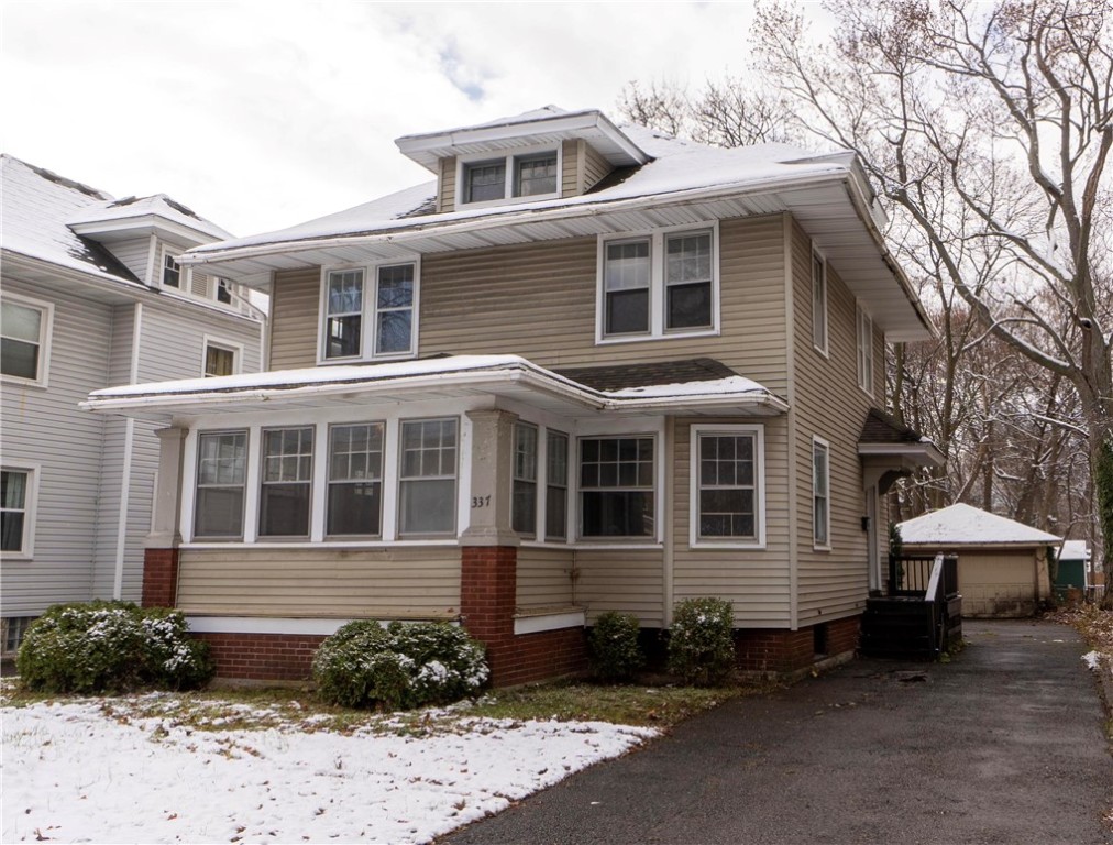 337 Thurston Road Rochester, NY 14619 - Photo 2 of 21