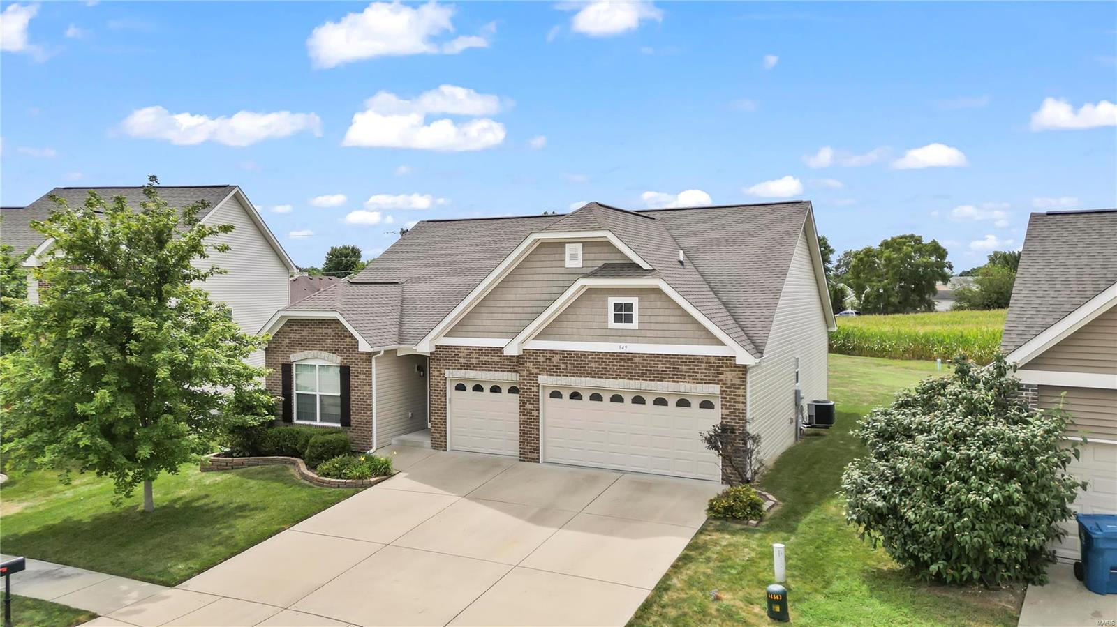 849 Bluff Ridge Lane Shiloh, IL 62221 - Photo 2 of 45 Gallery Image 2