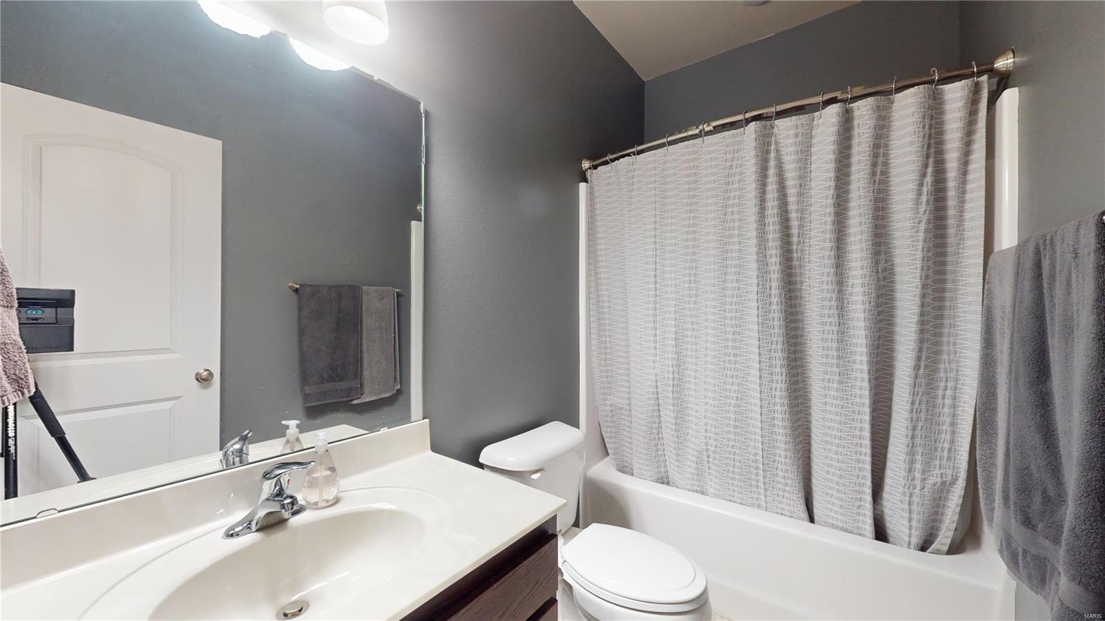 849 Bluff Ridge Lane Shiloh, IL 62221 - Photo 32 of 45 Gallery Image 32