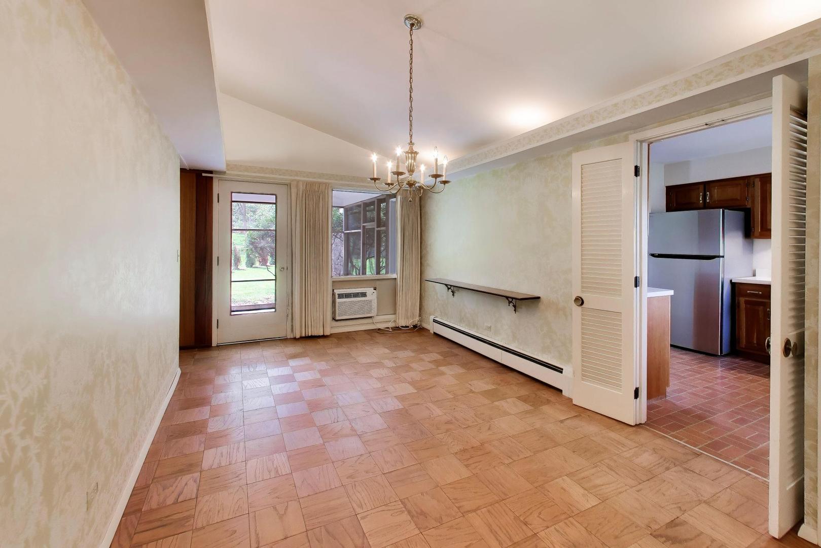 1056 Van Tassel Road Sleepy Hollow, IL 60118 - Photo 4 of 34