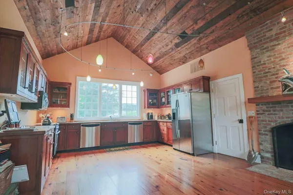 $4,250,000 | 468 Tripp Road, Pine Plains, NY 12546