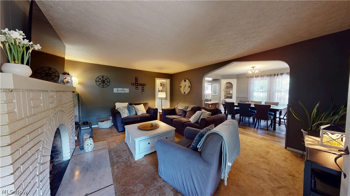 6061 Chapel Road Madison, OH 44057 - Photo 7 of 48