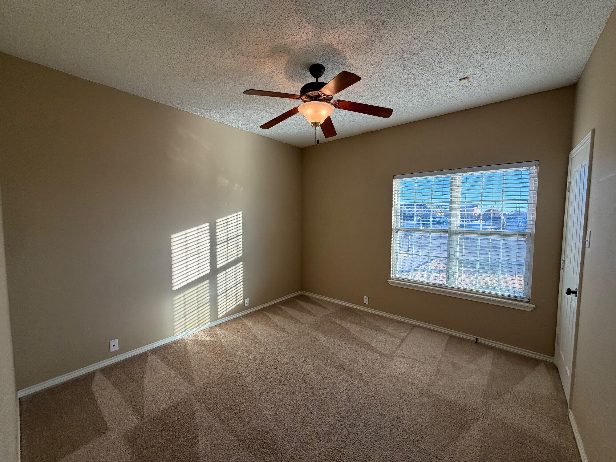 6128 79th Street, Unit B Lubbock, TX 79424 - Photo 14 of 14 IMG_6501