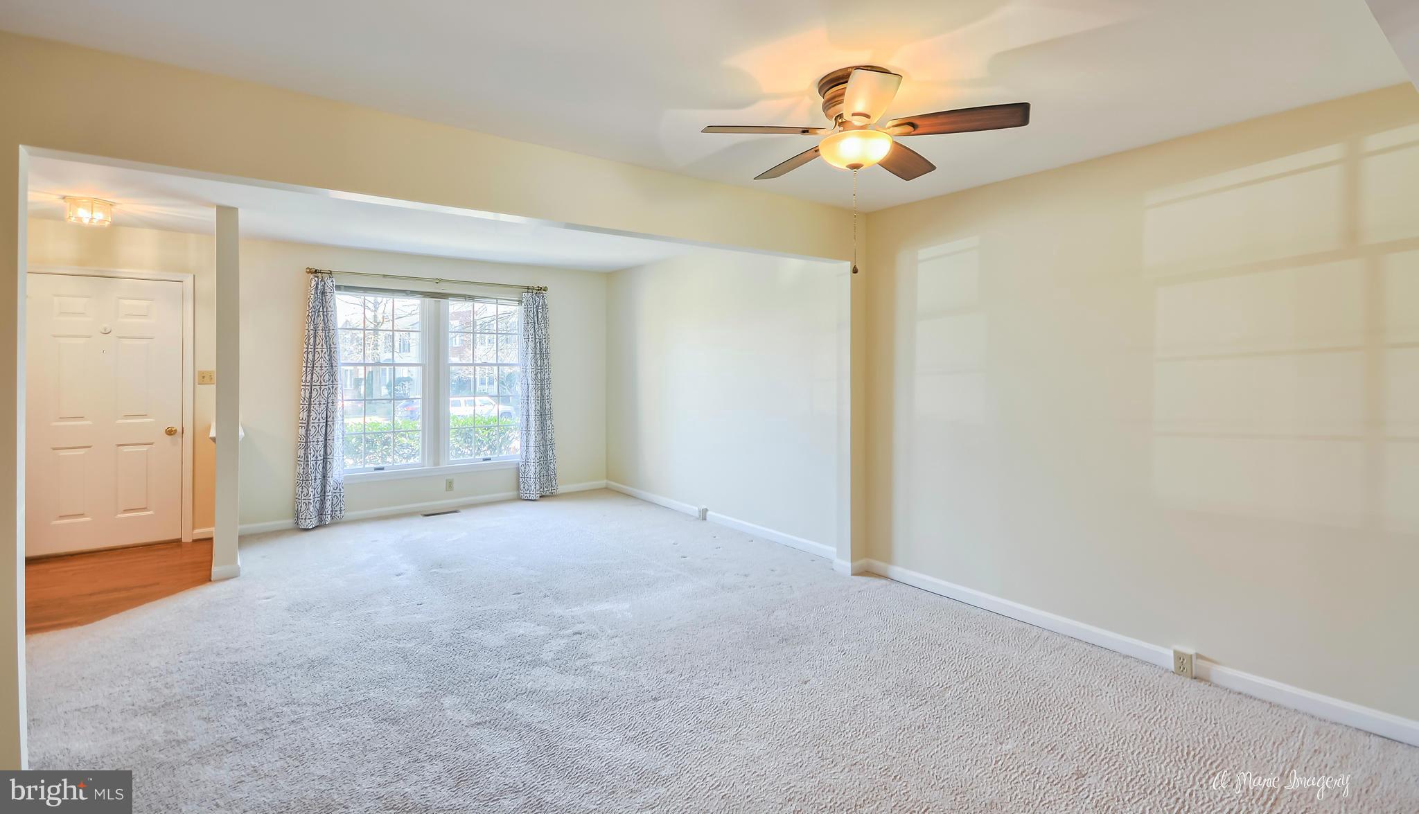 2433 Prentice Court Frederick, MD 21702 - Photo 7 of 30 Family Room