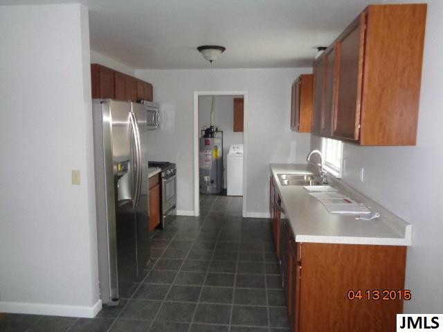 2700 Kibby Road Jackson, MI 49203 - Photo 7 of 16 Photo 7