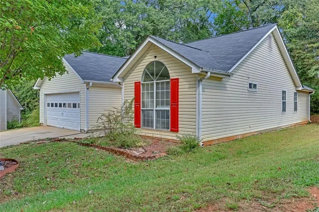 $1,895 | 1315 Sweetwater Court, McDonough, GA 30253