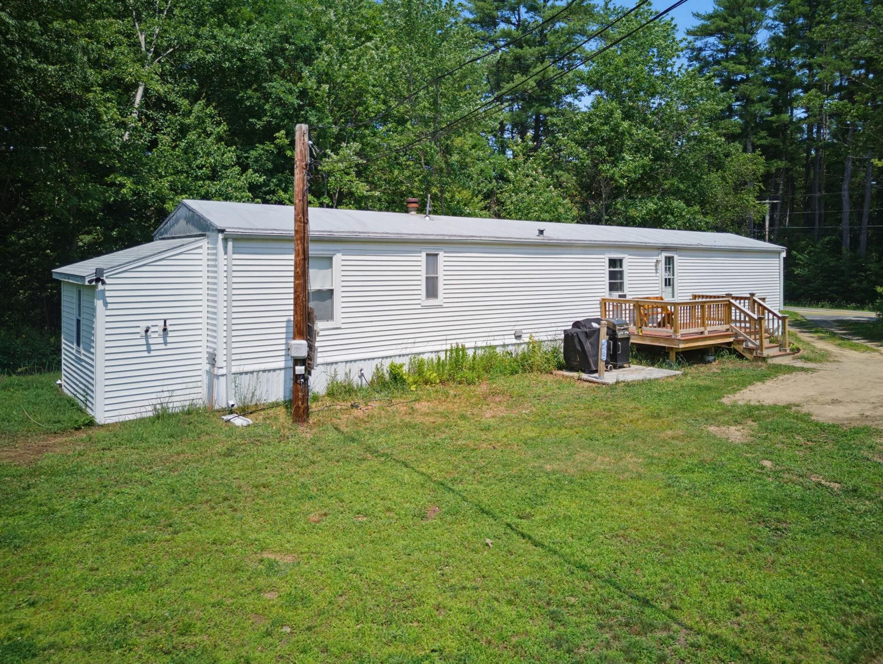 143 Salmon Falls Road Rochester, NH 03868 - Photo 6 of 32