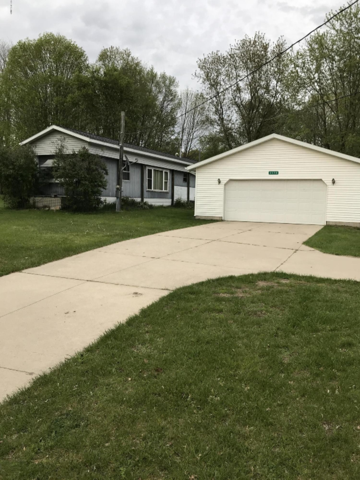 3175 South Derby Road Sidney, MI 48885 - Photo 2 of 2 IMG_0442