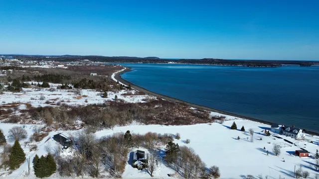 $269,000 | 46 South Lubec Road, Lubec, ME 04652