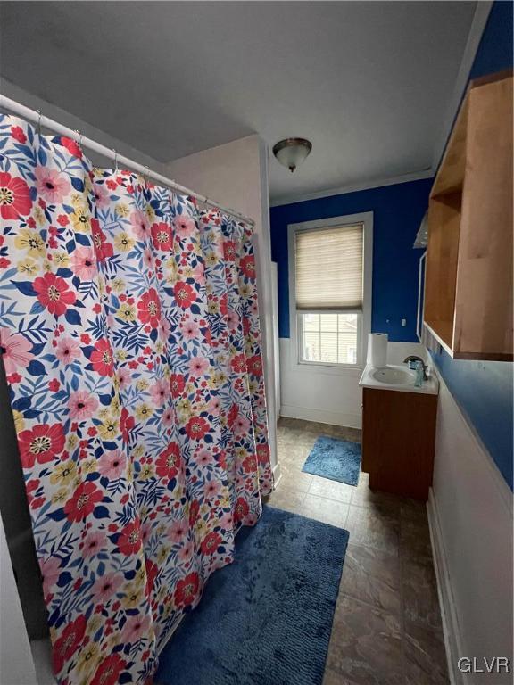 258 Nazareth Pike Bethlehem, PA 18020 - Photo 17 of 19 a room with window and flower pot