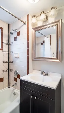 $3,600 | 88 Glen Street, Unit 1, Somerville, MA 02145