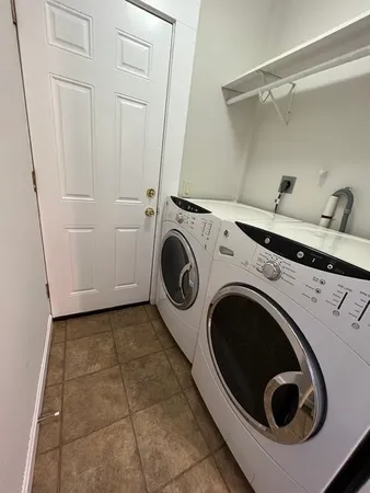 $3,600 | 88 Glen Street, Unit 1, Somerville, MA 02145