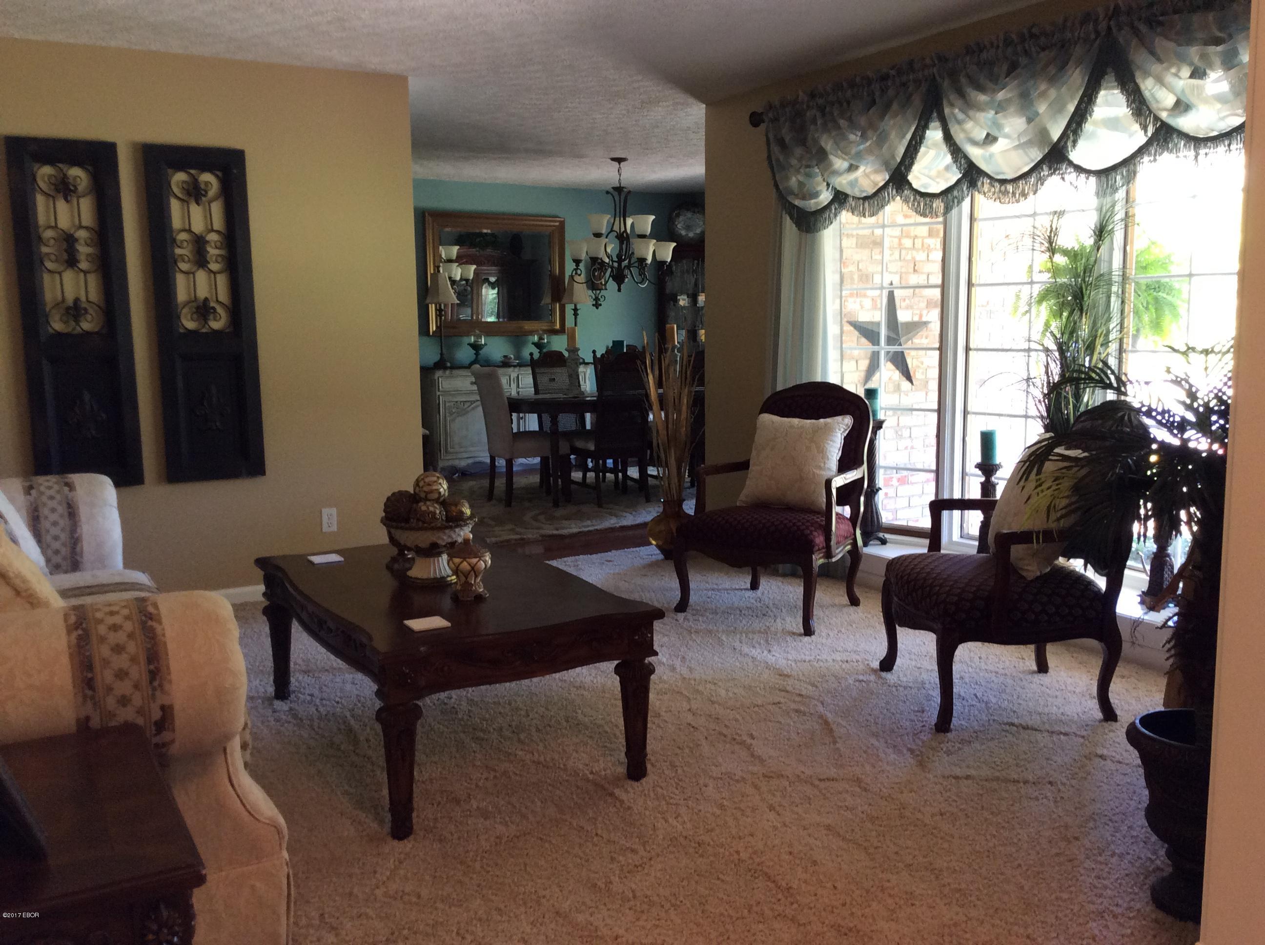 4519 East Richview Road Mount Vernon, IL 62864 - Photo 3 of 50