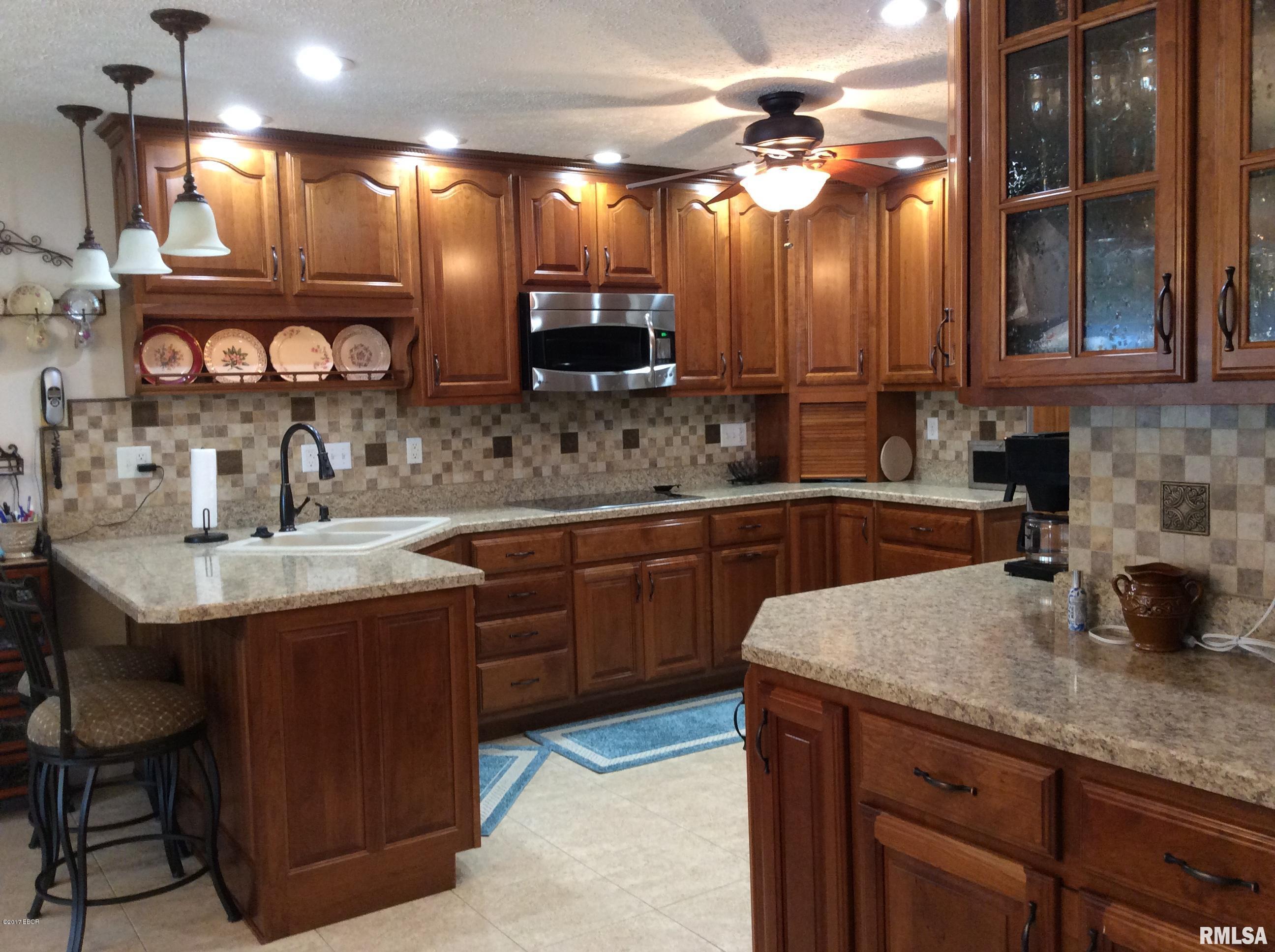 4519 East Richview Road Mount Vernon, IL 62864 - Photo 7 of 50
