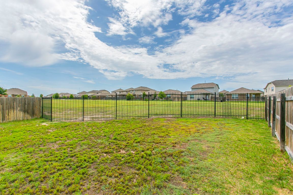 313 Bremen Street Georgetown, TX 78626 - Photo 25 of 29