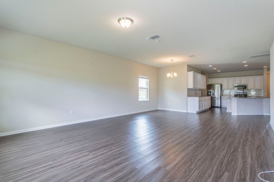 313 Bremen Street Georgetown, TX 78626 - Photo 5 of 29