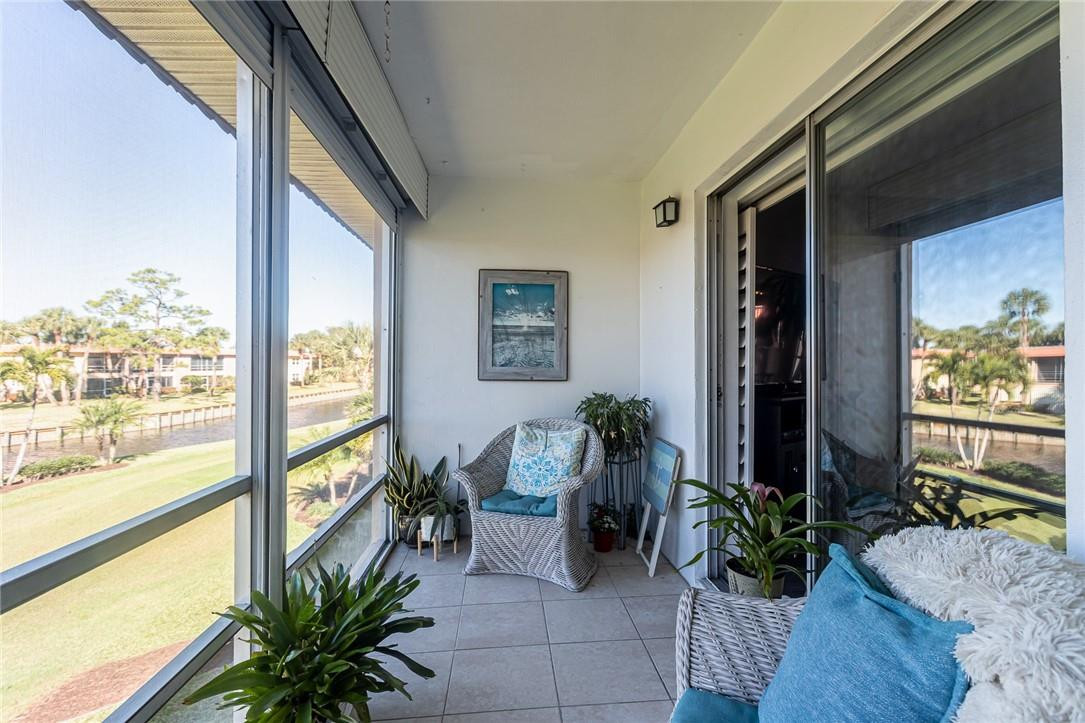 1983 Southwest Palm City Road, Unit J Stuart, FL 34994 - Photo 28 of 54 Photo 28